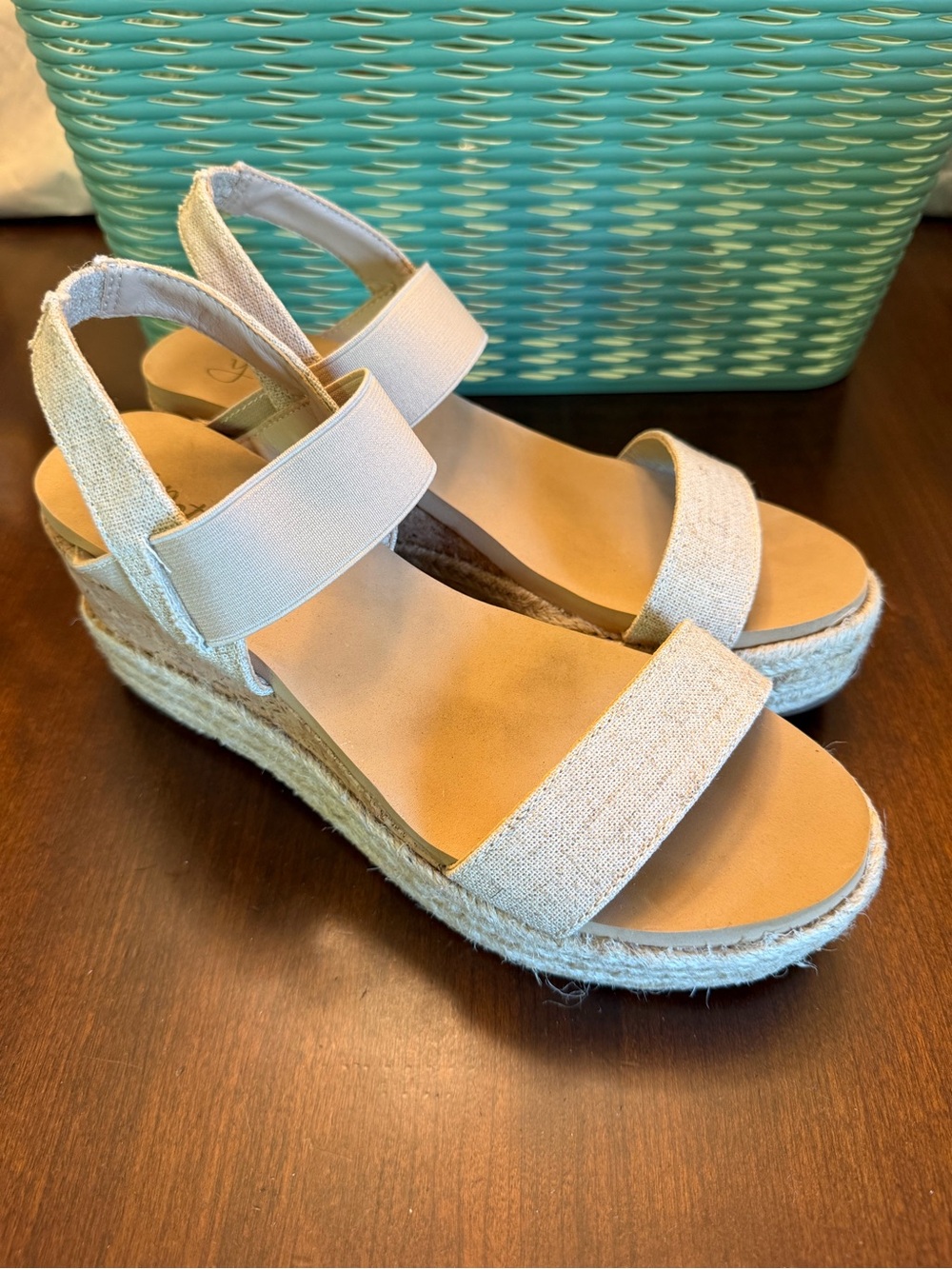 Y-Not Kiloa Platform Wedge Espadrille Sandals SZ 7.5 color Tan